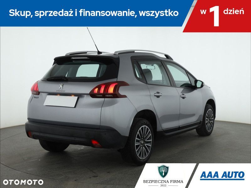 Peugeot 2008 - 7
