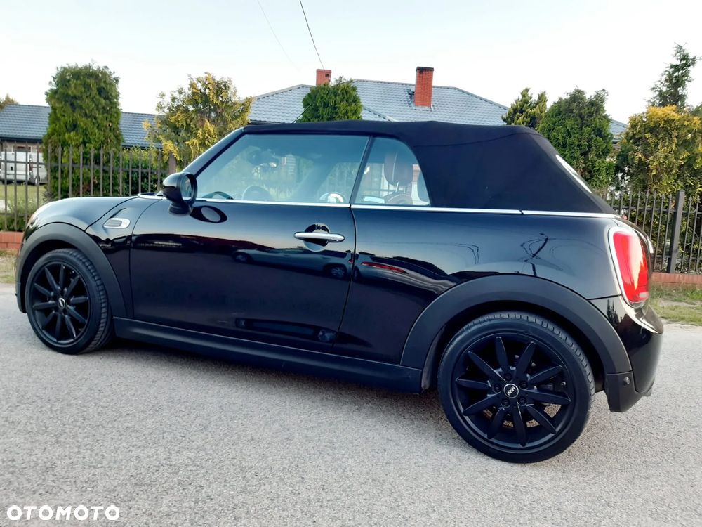 MINI Cooper Standard - 5