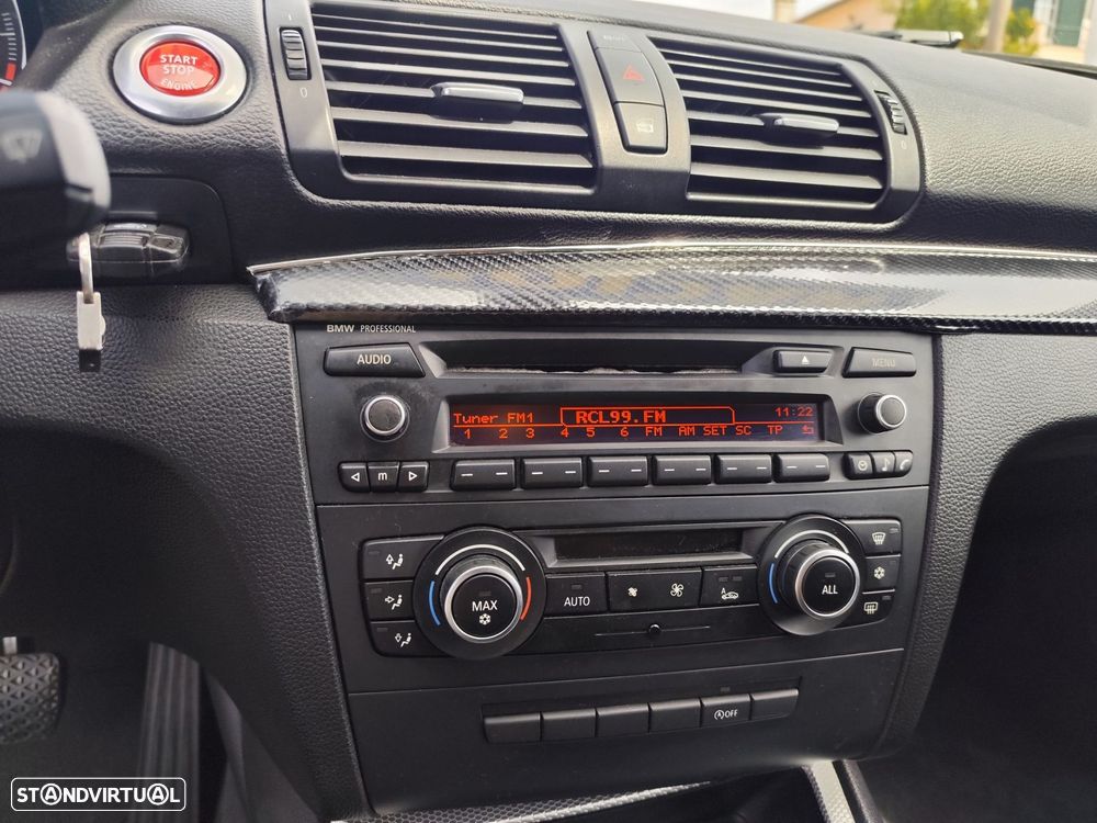 BMW 118 d Pack M - 12