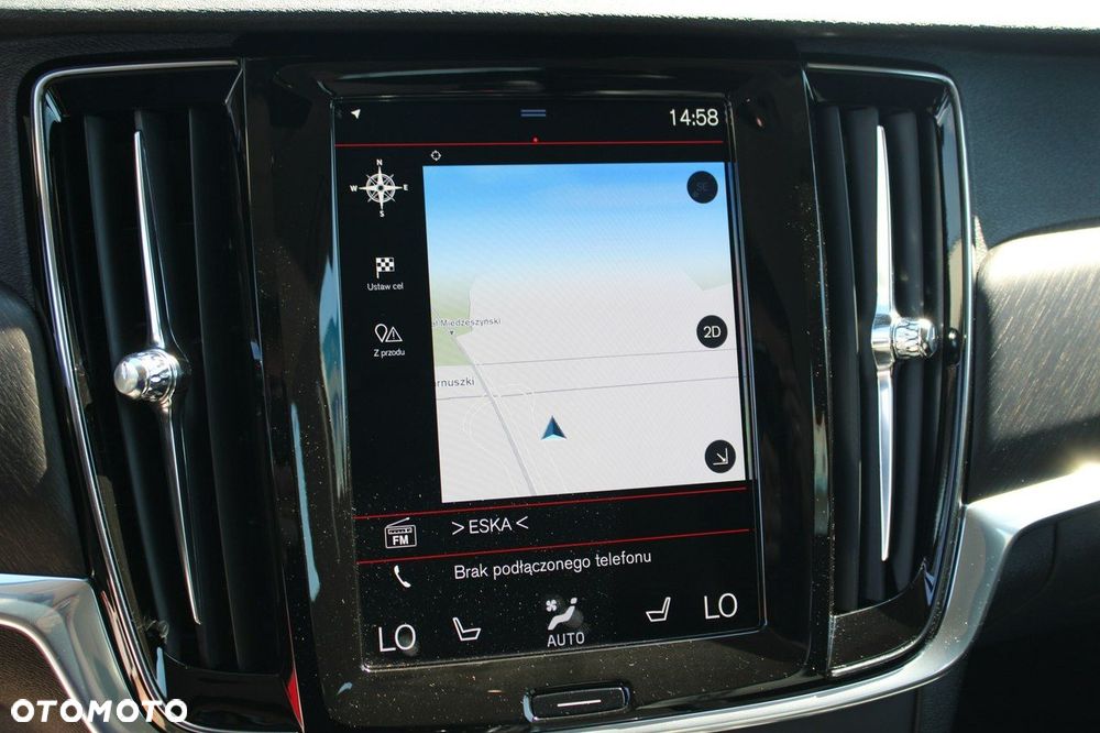 Volvo V90 Cross Country D4 AWD - 25