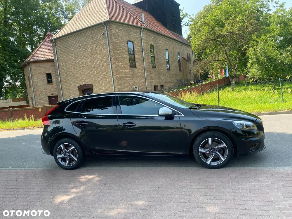 Volvo V40 D2 RDesign - 1
