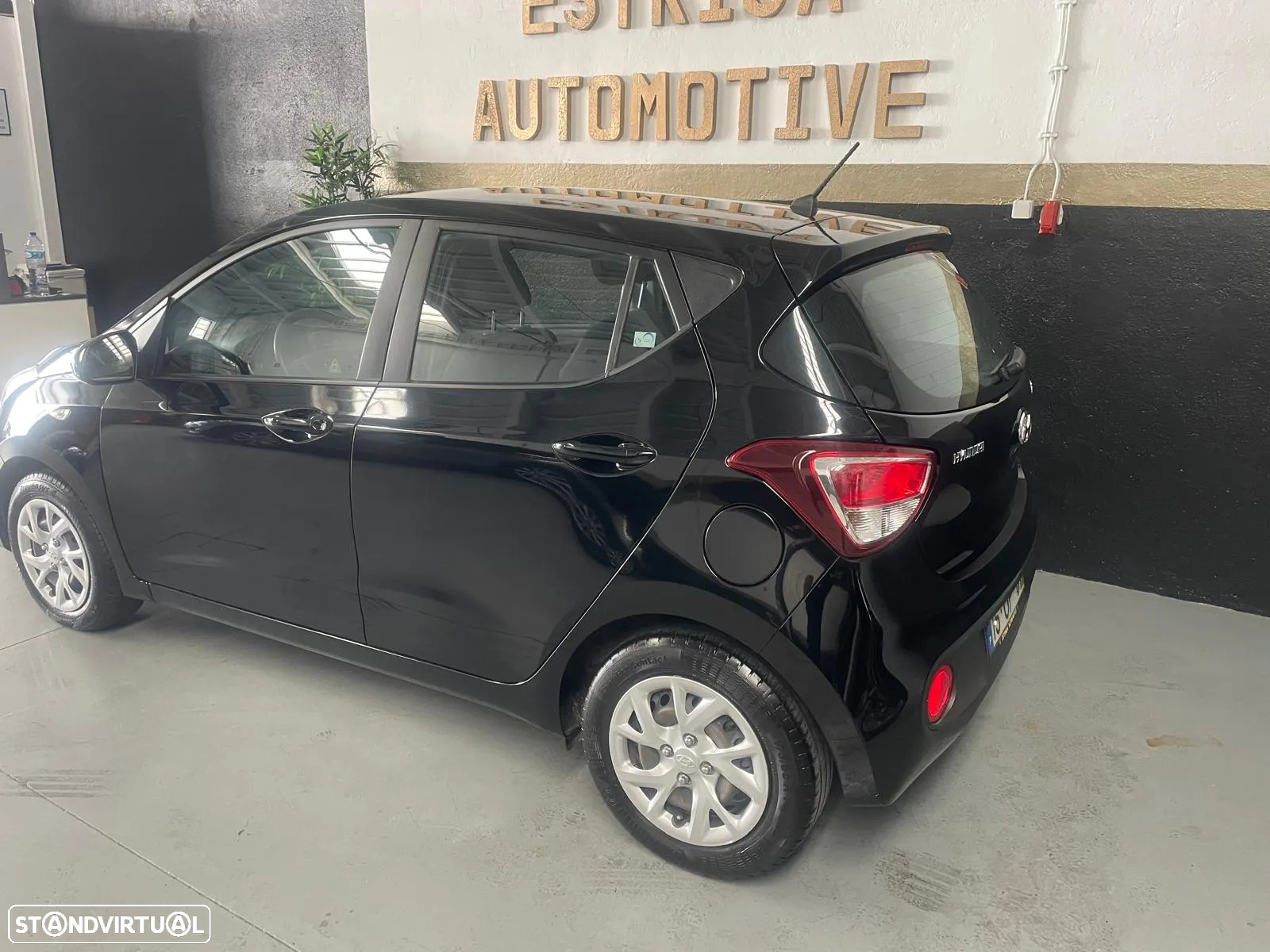 Hyundai i10 1.0 Urban - 8
