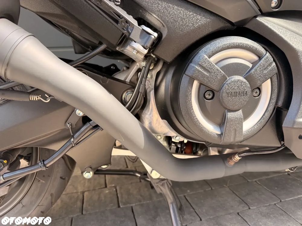 Yamaha Tmax - 27