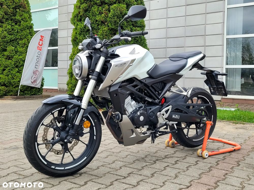 Honda CB - 15