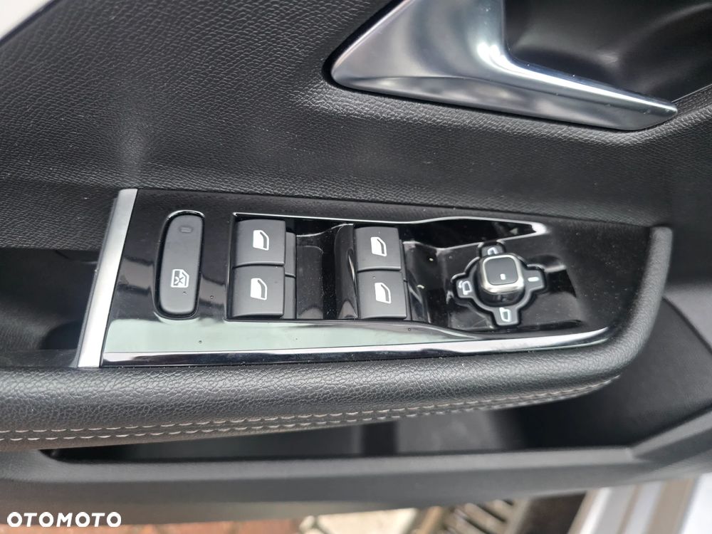 Opel Astra 1.2 Turbo Automatik Elegance - 19