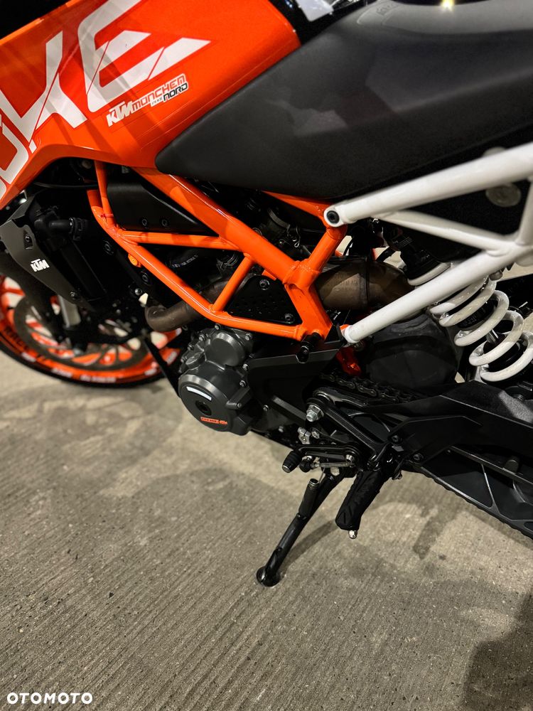 KTM Duke 390 - 13