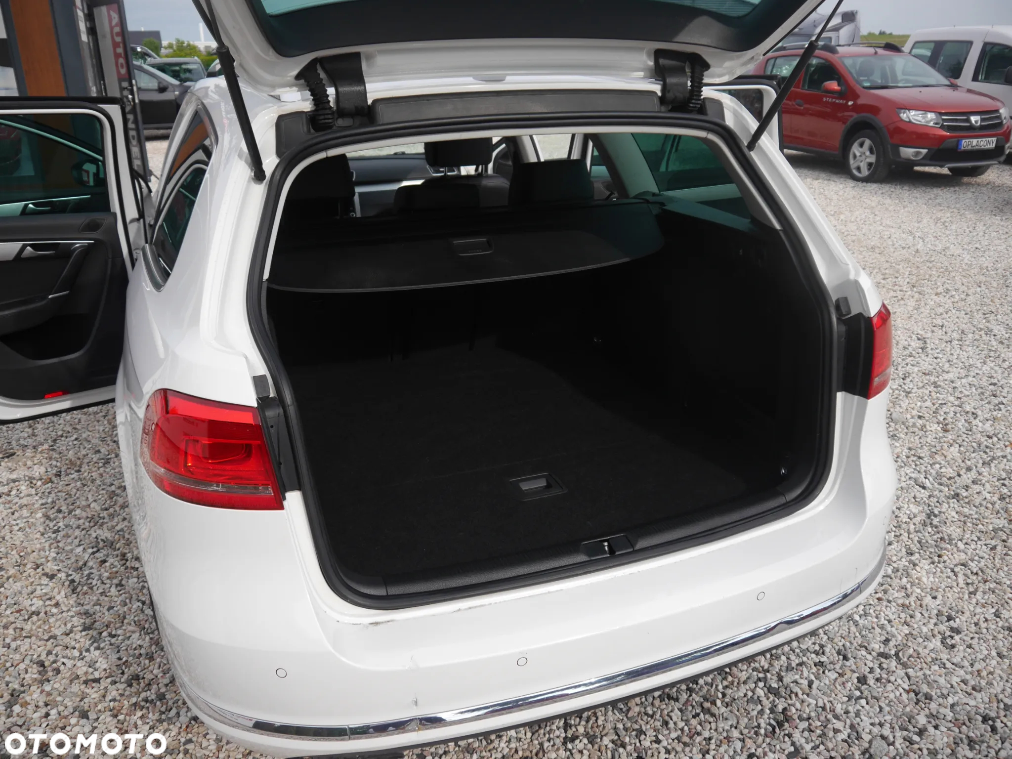 Volkswagen Passat Variant 2.0 TDI BlueMotion Technology Highline - 22