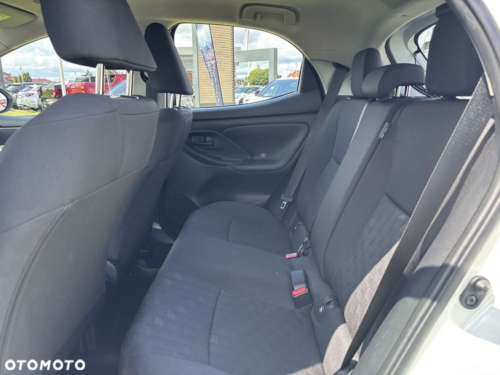 Toyota Yaris 1.5 Comfort - 12