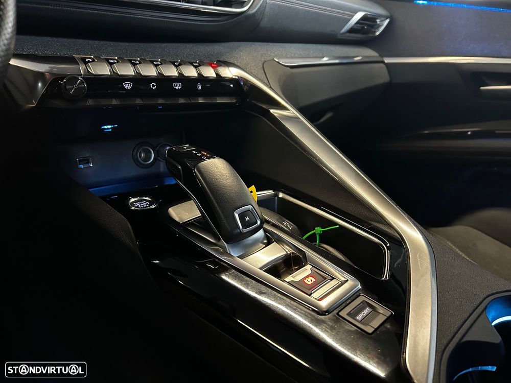 Peugeot 3008 1.5 BlueHDi GT Line EAT8 - 19