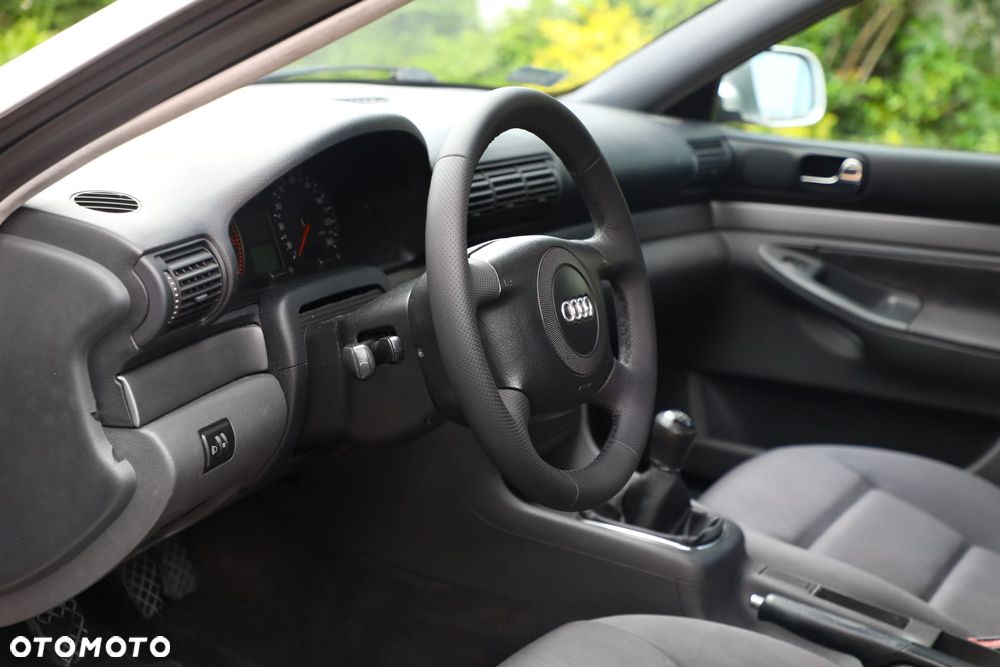 Audi A4 Avant 1.9 TDI - 11