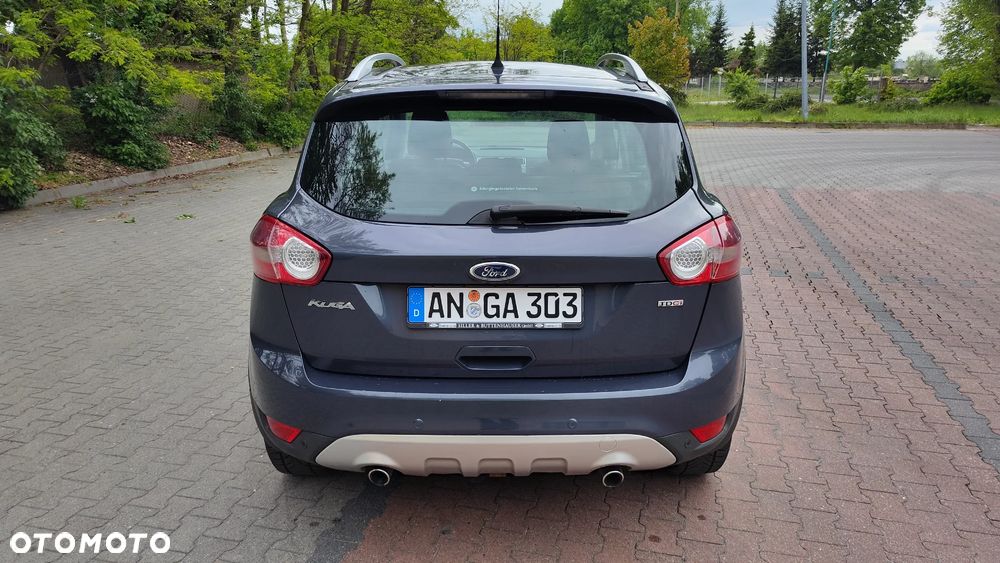 Ford Kuga 2.0 TDCi Titanium - 8