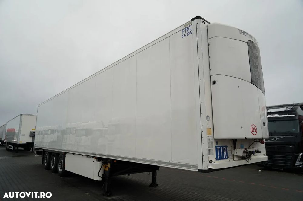 Schmitz Cargobull REFRIGERAT / THERMO KING / CU CÂRLIG / AXĂ RIDICATĂ / COȘ PENTRU PALEȚI - 7