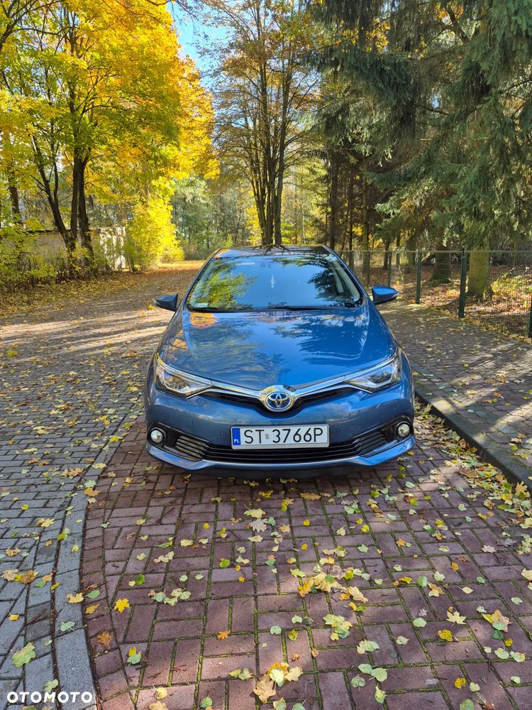 Toyota Auris 1.8 HSD Luna - 17