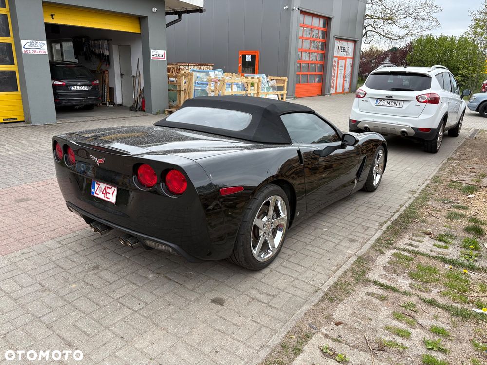 Chevrolet Corvette - 2