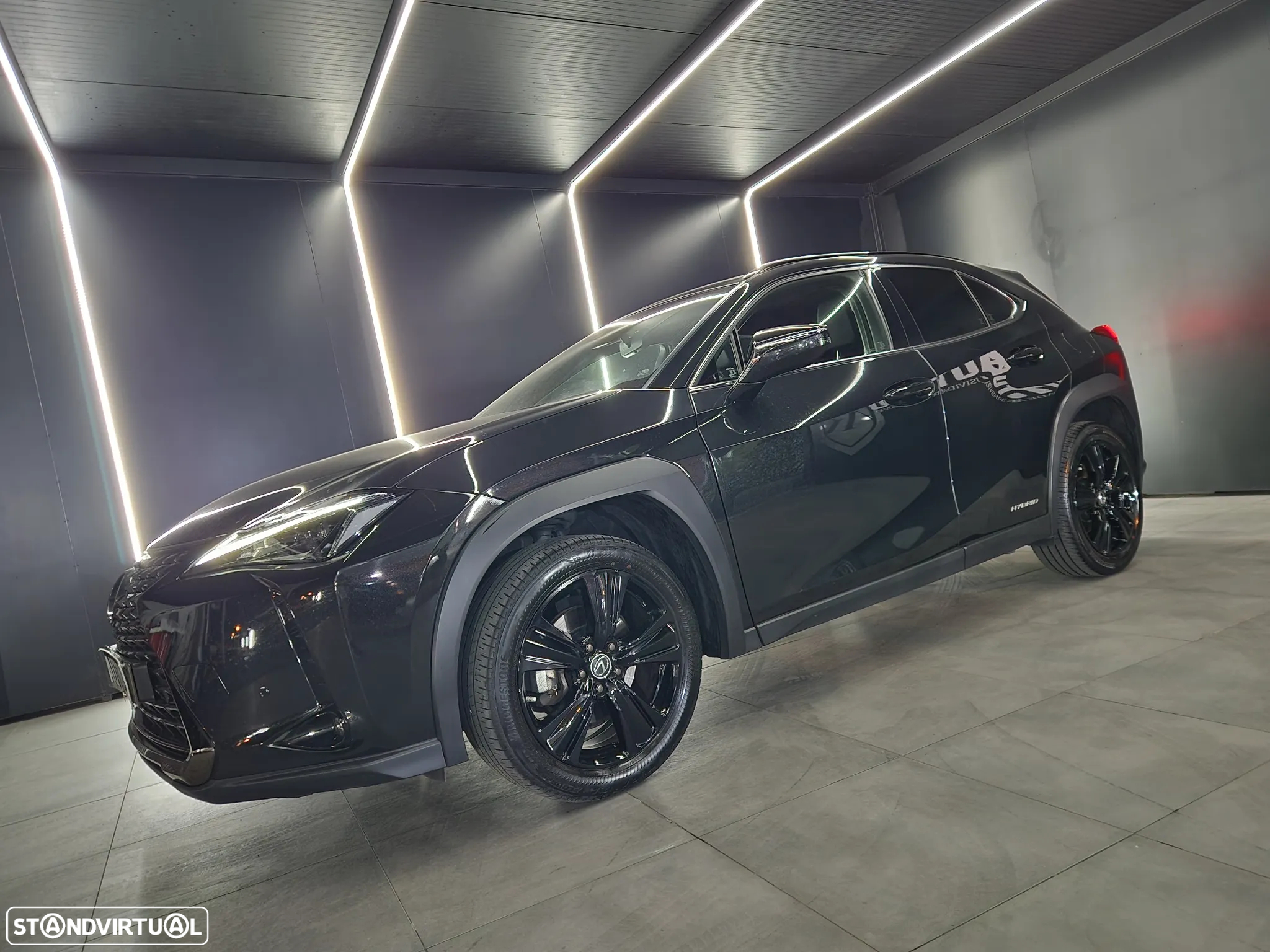 Lexus UX 250h Special Edition (LCA) - 5