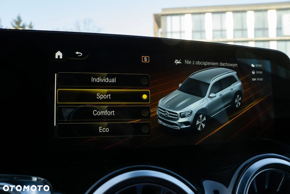 Mercedes-Benz GLB 250 4-Matic 8G-DCT - 29