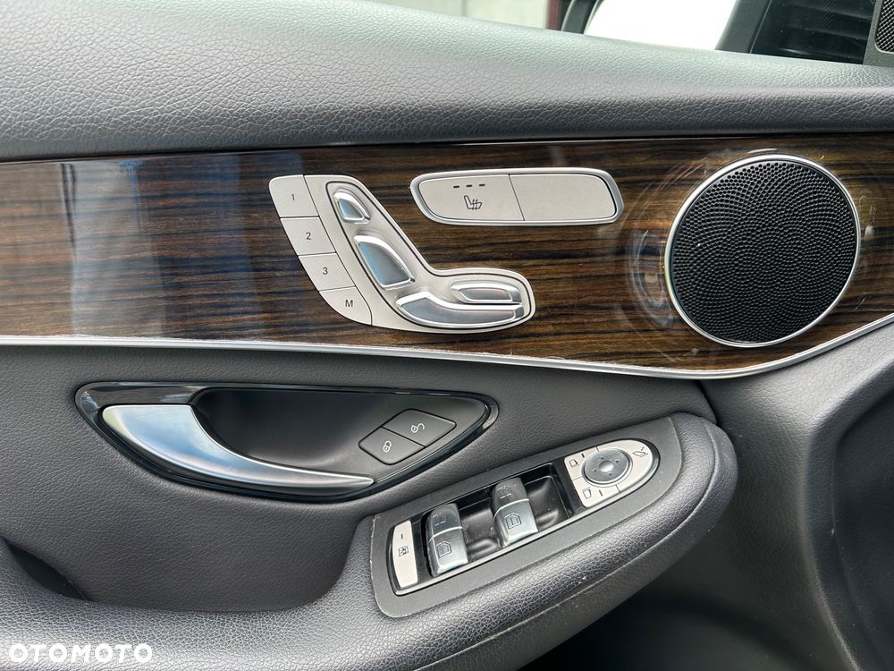 Mercedes-Benz GLC - 9