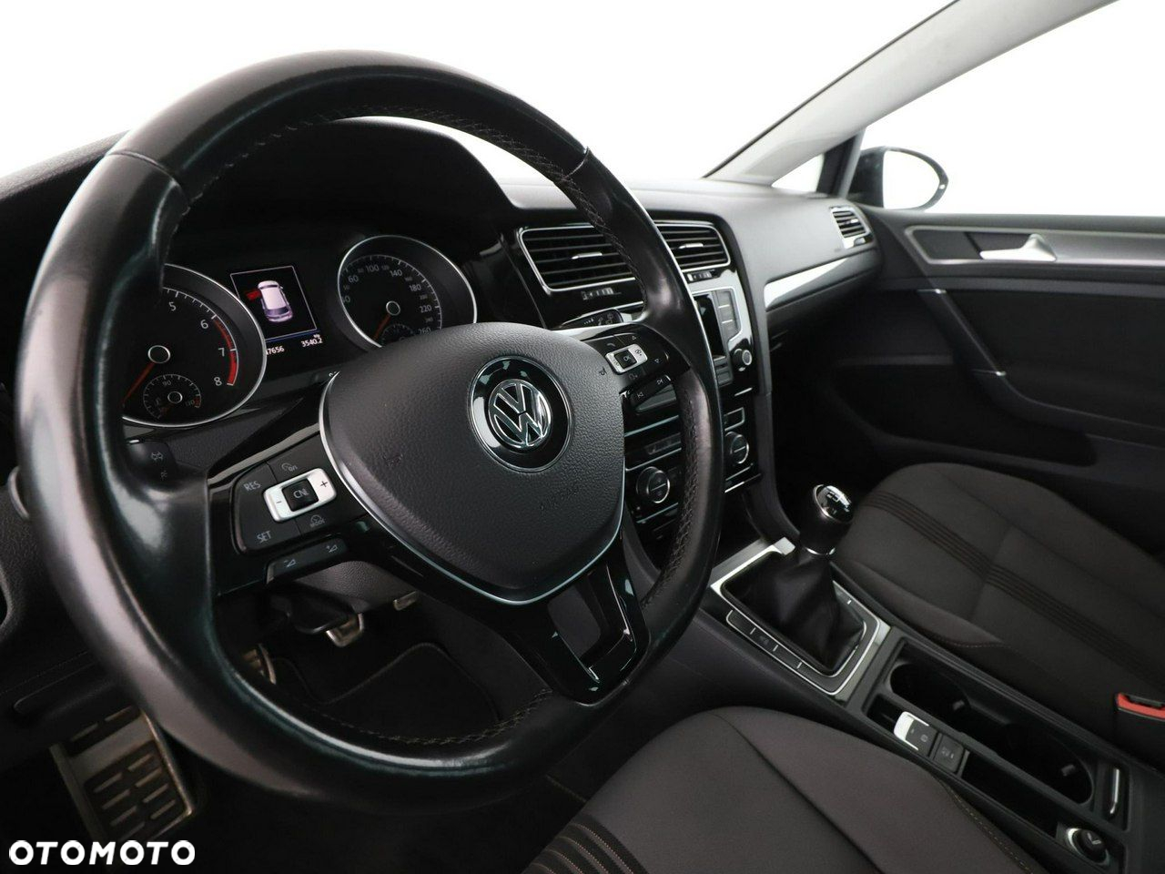 Volkswagen Golf 1.4 TSI BlueMotion Technology Allstar - 14