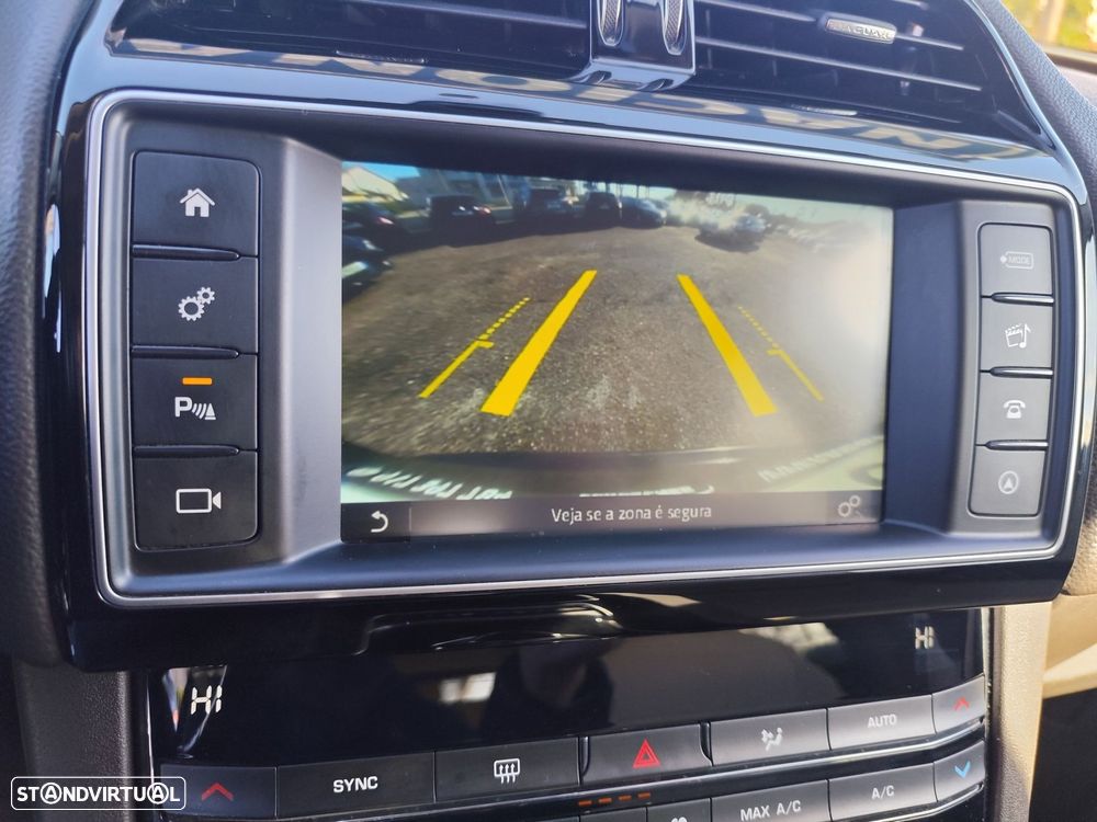 Jaguar F-Pace 2.0 i4D R-Sport AWD Aut. - 16