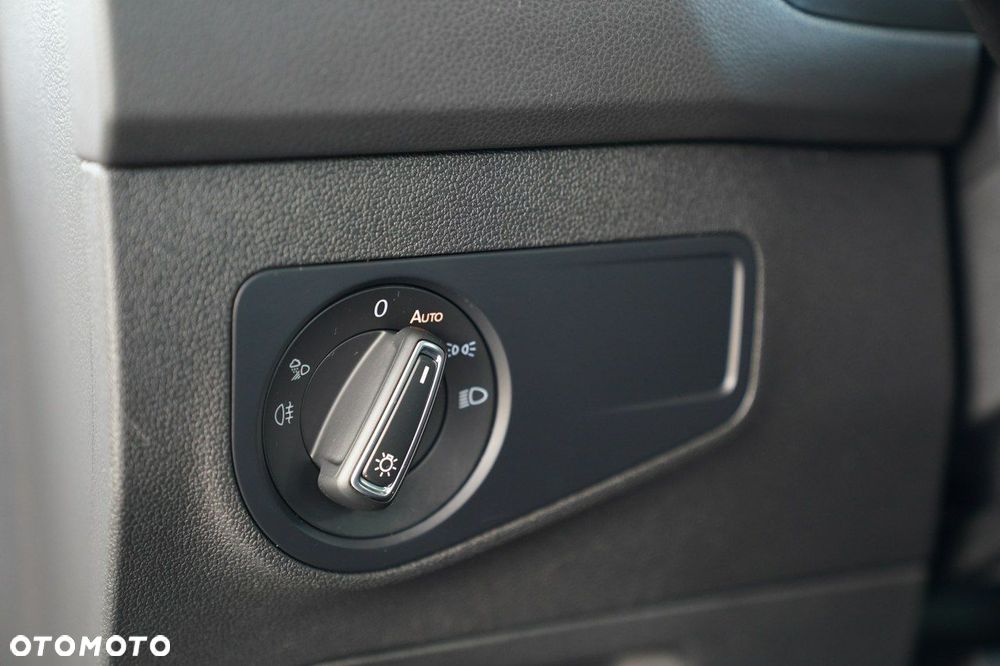 Volkswagen Tiguan - 19