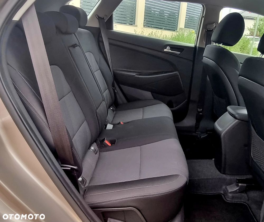Hyundai Tucson 1.6 GDi Comfort 2WD - 28