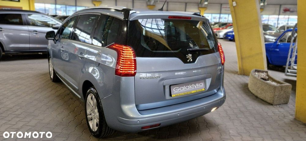 Peugeot 5008 - 6