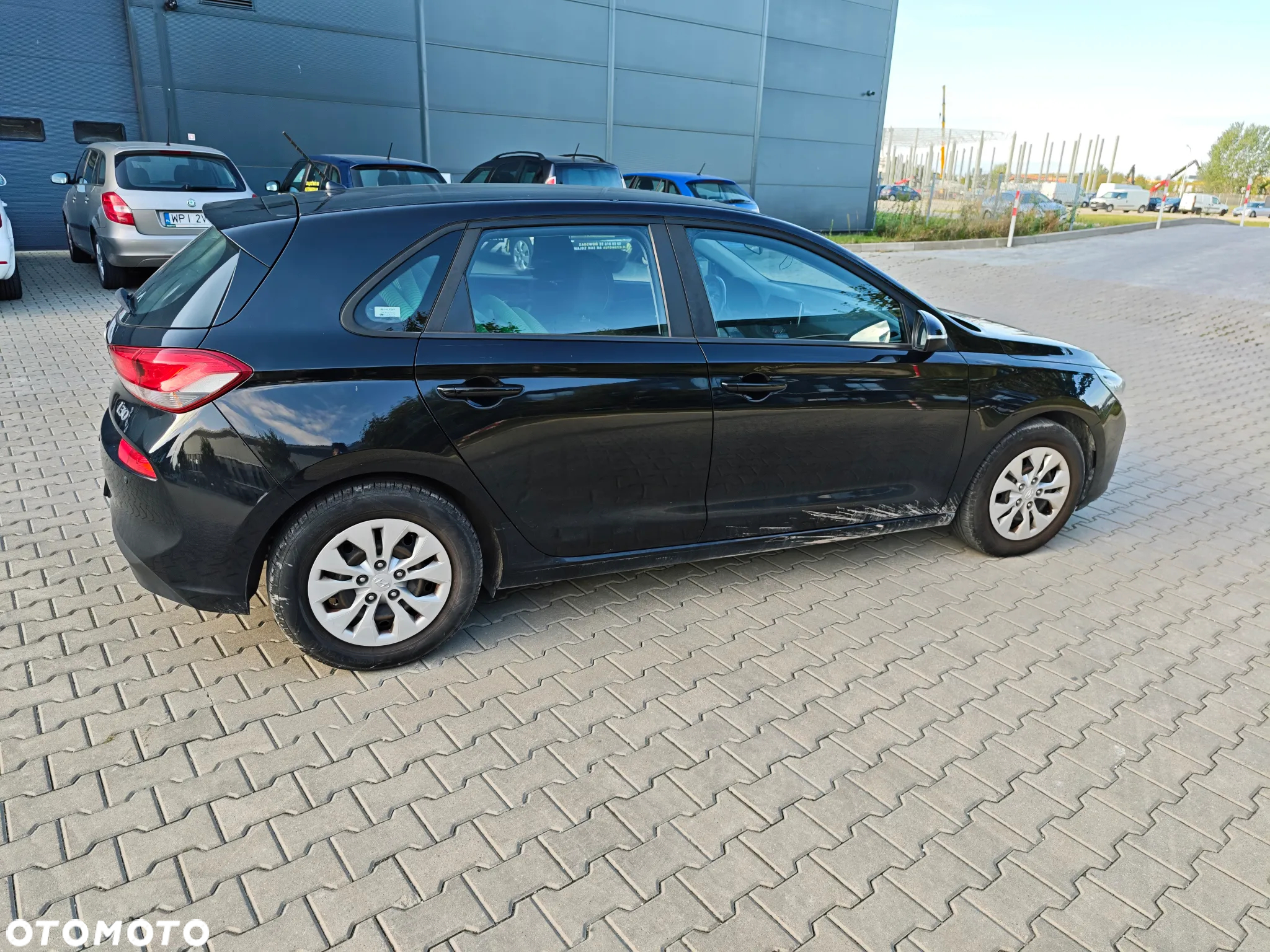 Hyundai i30 1.4 BlueDrive Classic + - 16