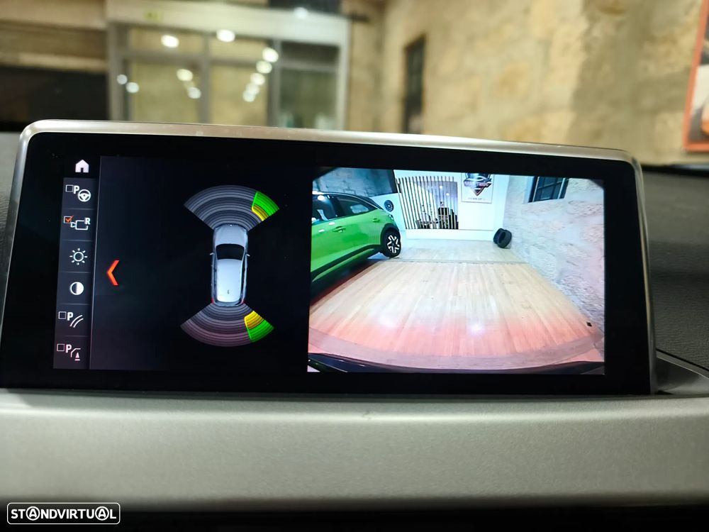 BMW X1 16 d sDrive Advantage - 28