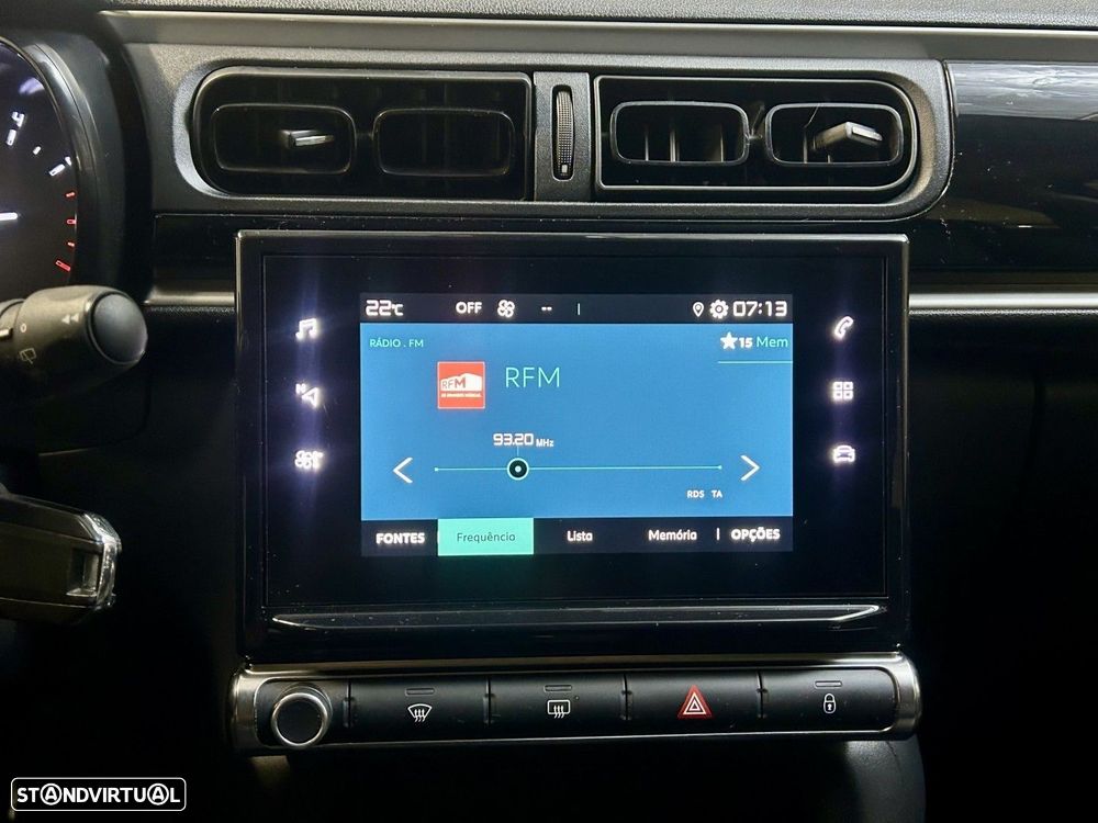 Citroën C3 1.2 PureTech Shine - 21