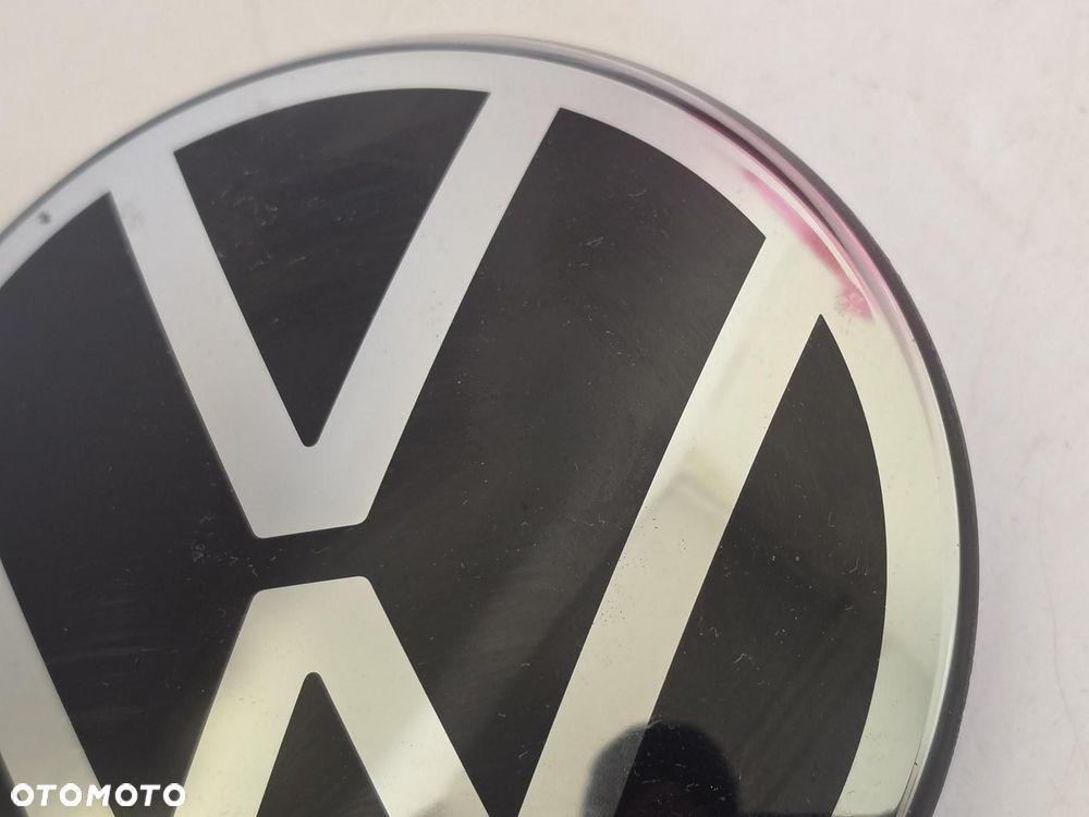 ZNACZEK EMBLEMAT NA RADAR VW GOLF VIII 8 19-> PASSAT 5H0853601M - 5