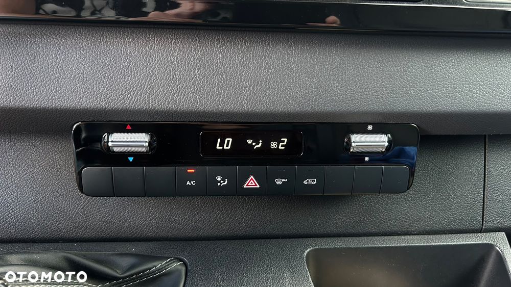 Mercedes-Benz Sprinter - 19