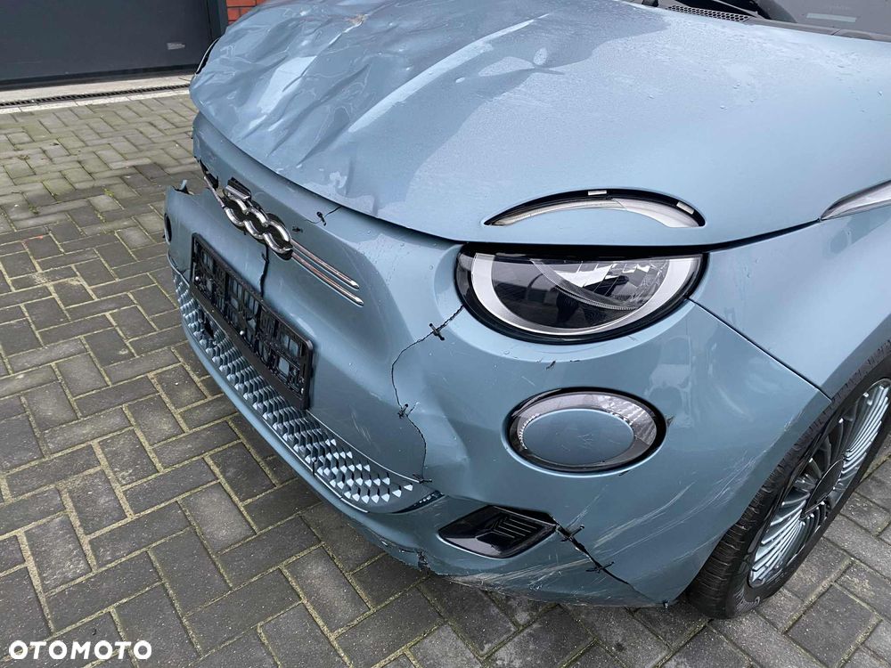 Fiat 500e La Prima - 23