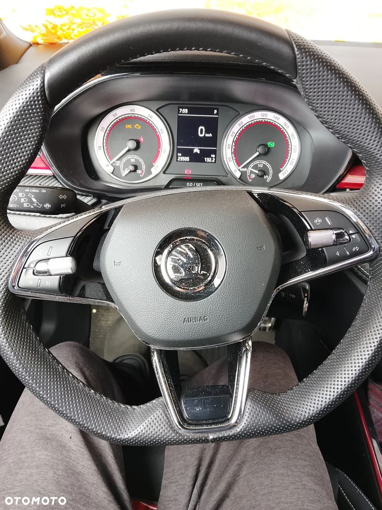 Skoda Fabia 1.5 TSI Monte Carlo DSG - 8