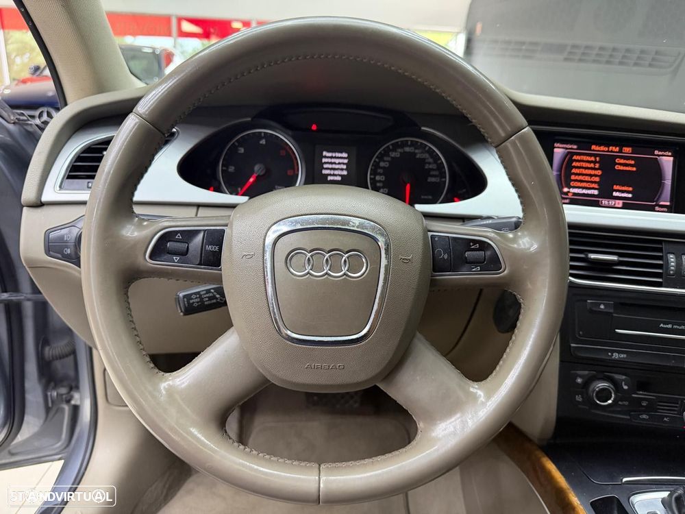 Audi A4 2.0 TDI exclusive Multitronic - 24