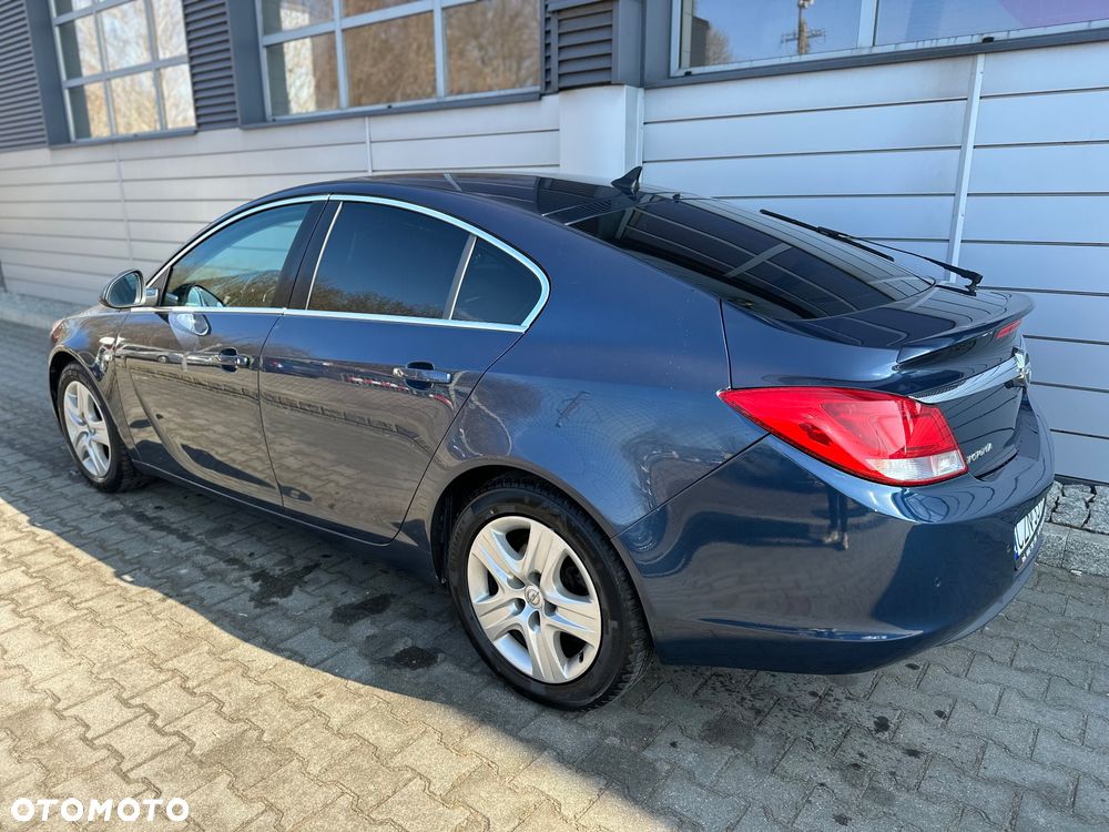 Opel Insignia 1.8 - 4