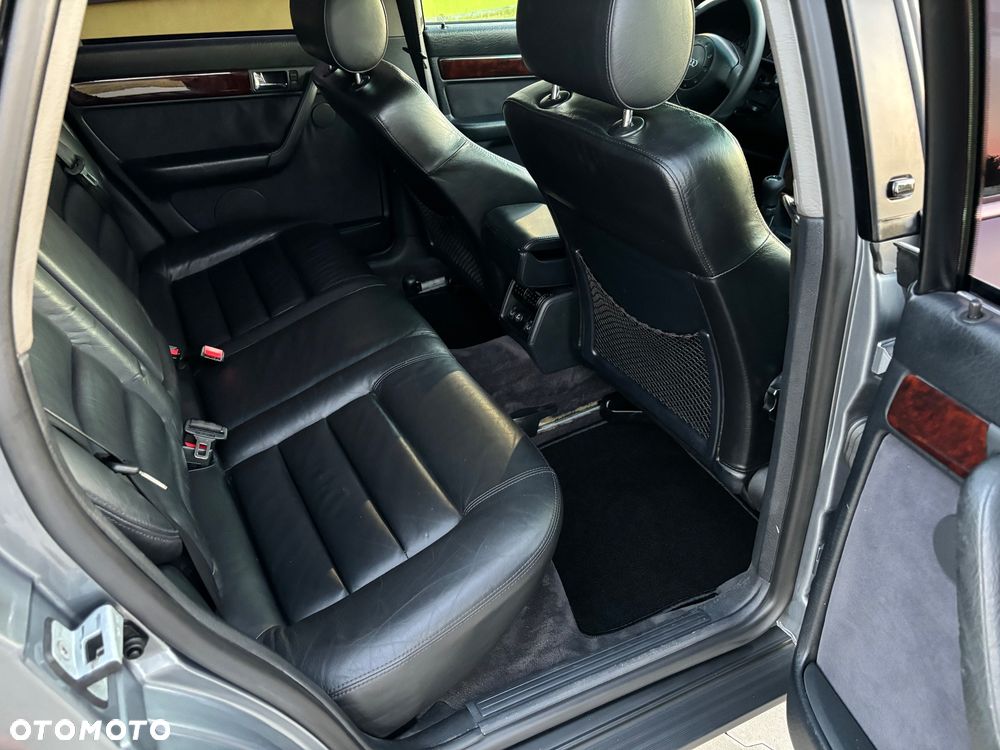 Audi A6 Avant 2.8 30V Quattro - 9