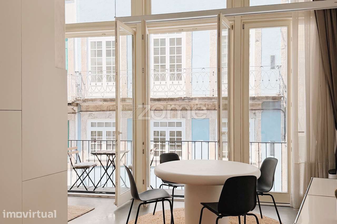 Apartamento T1 a 100 metros da Avenida dos Aliados, Porto - Grande imagem: 3/41
