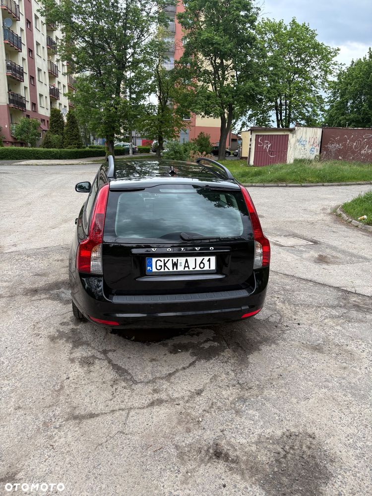 Volvo V50 D2 Momentum - 8