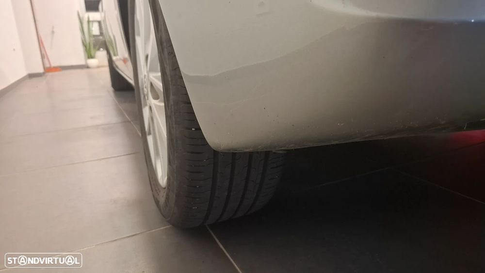 Toyota Auris - 10