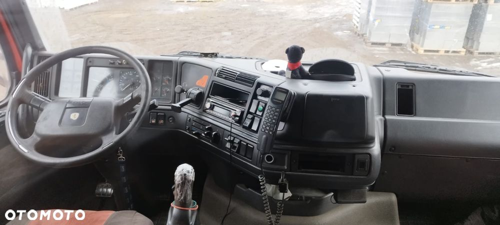 Volvo FH12 - 4