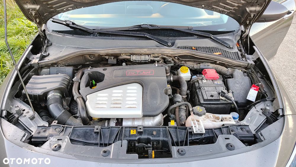 Fiat Tipo 1.4 T-Jet 16v Lounge - 12