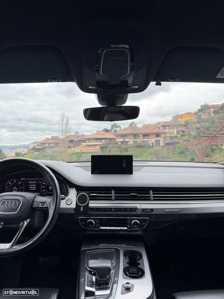 Audi Q7 3.0 TDI quattro S-line Tiptronic 7L - 12