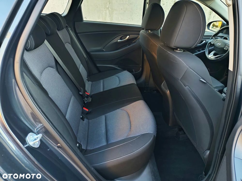 Hyundai i30 1.0 T-GDI Modern DCT - 11