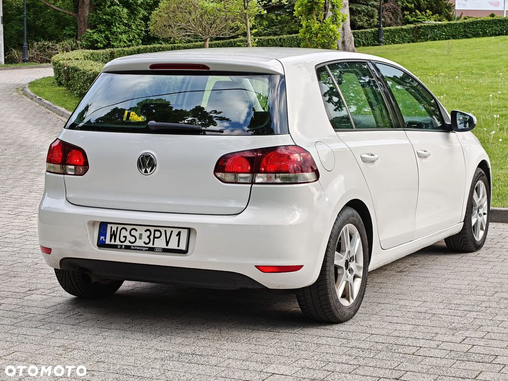 Volkswagen Golf 1.6 TDI DPF BlueMotion Technology Team - 13