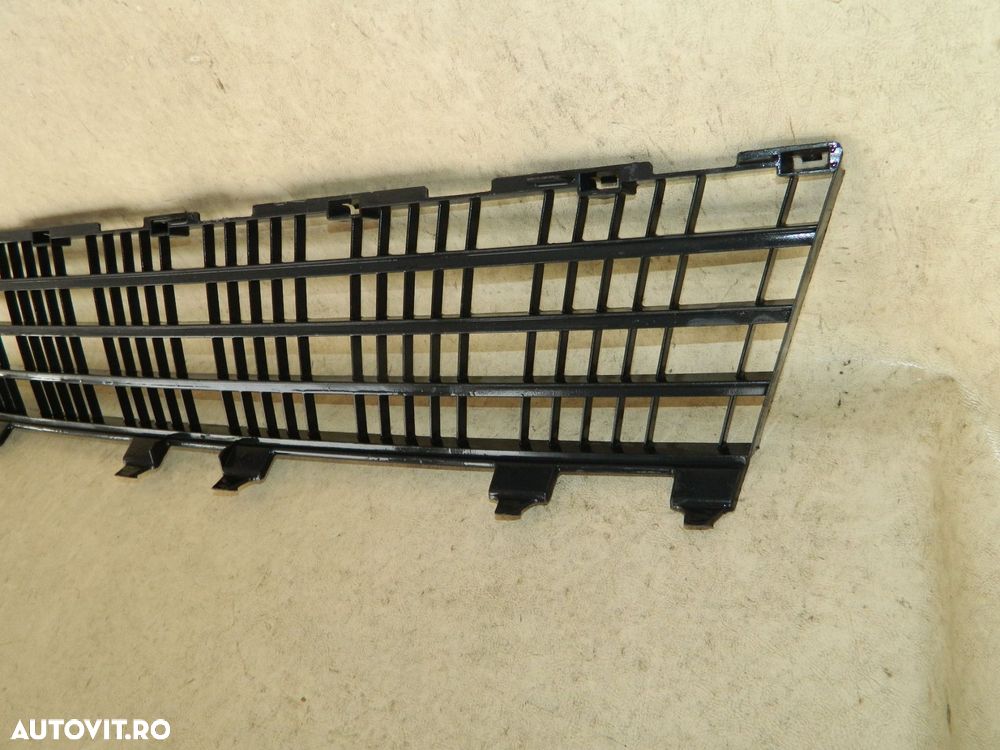 Grila centrala dintre proiectoare, Renault Clio 3 GT  /RS, 2008, 2009, 2010, 2011, 2012,, 2006236 - 8