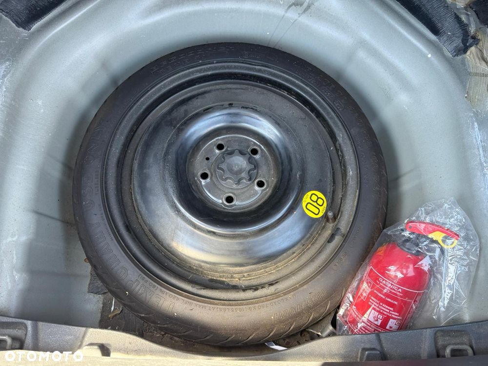 Toyota Corolla 1.6 Terra - 30