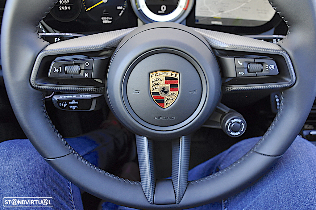 Porsche 911 (992) GT3 Touring Package - 38