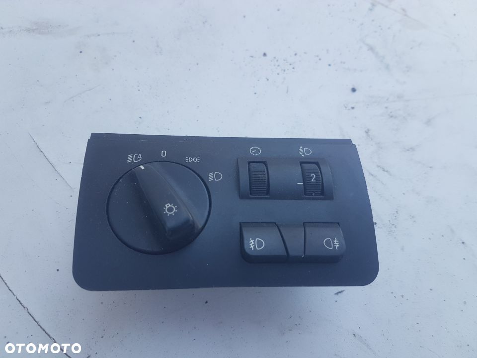 BMW X5 E53 PRZEŁĄCZNIK ŚWIATEŁ 6909776 EUROPA