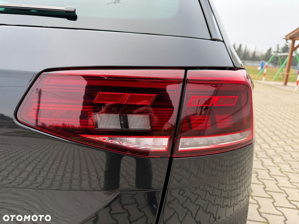 Volkswagen Passat 2.0 TDI (BlueMotion Technology) DSG Comfortline - 20