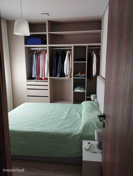Apartamento T2, Novo, para arrendar no centro - Grande imagem: 2/9